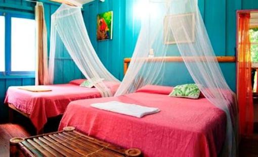 фото отеля Playa Chiquita Lodge