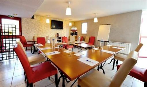 фото отеля Inter-Hotel Novella Nantes Carquefou