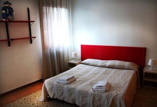фото отеля Cosy Apartments Venice