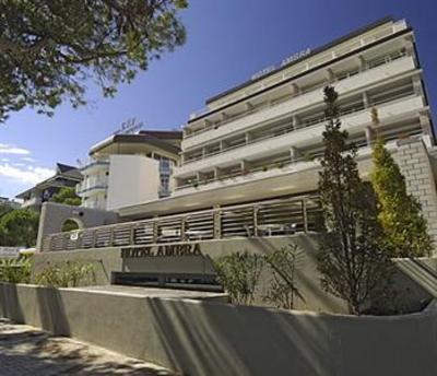 фото отеля Hotel Ambra Lignano Sabbiadoro