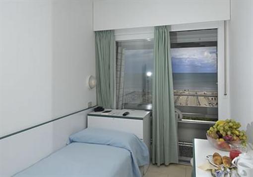 фото отеля Hotel Ambra Lignano Sabbiadoro