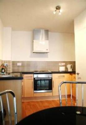фото отеля Bliss Apartments Swindon