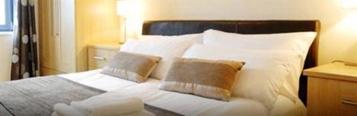 фото отеля Bliss Apartments Swindon