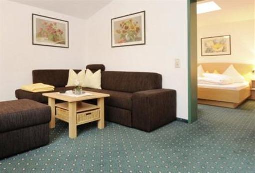фото отеля Cresta Hotel