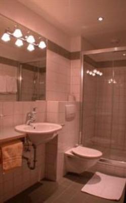 фото отеля Cresta Hotel