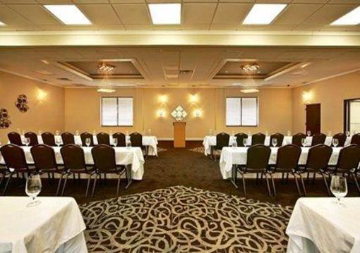 фото отеля Quality Inn & Suites Knoxville