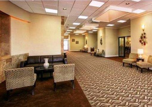 фото отеля Quality Inn & Suites Knoxville