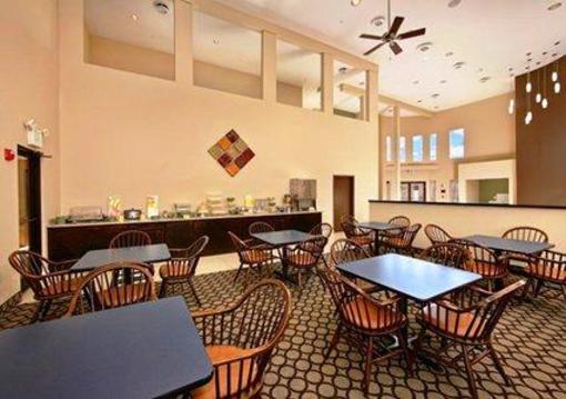 фото отеля Quality Inn & Suites Knoxville