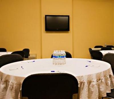 фото отеля Holiday Inn Express Hotel & Suites Borger