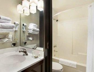 фото отеля Super 8 Winnipeg
