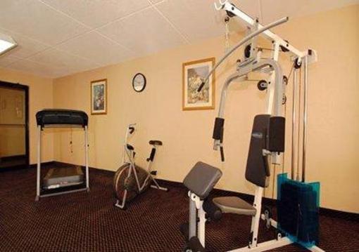 фото отеля Quality Inn & Suites Waterloo (Iowa)