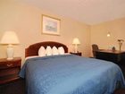 фото отеля Quality Inn & Suites Waterloo (Iowa)