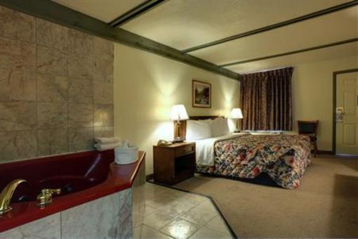 фото отеля Americas Best Value Inn Athens (Texas)