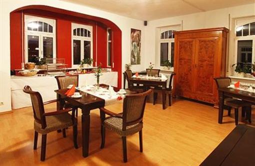 фото отеля Villa Von Soden Friedrichshafen