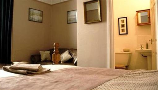 фото отеля Westham Guest House