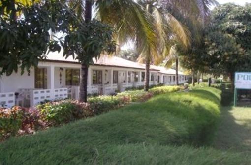 фото отеля Holiday Beach Club Hotel