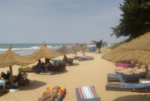 фото отеля Holiday Beach Club Hotel