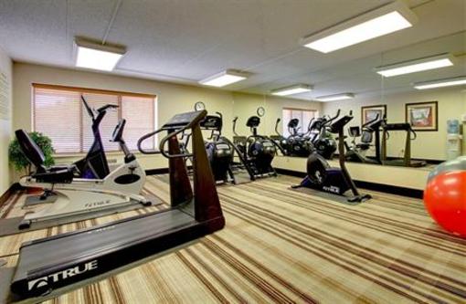 фото отеля AmericInn Hotel & Suites Omaha