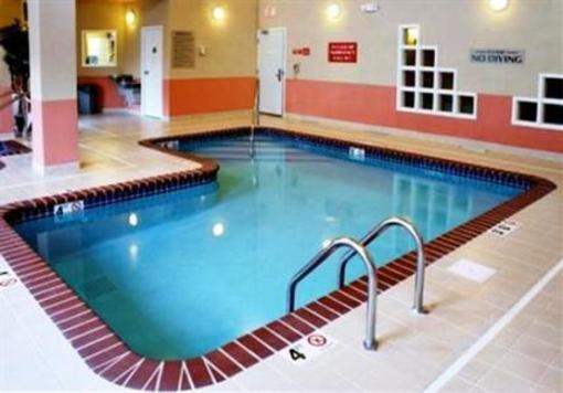 фото отеля Grandstay Residential Suites Hotel - Sheboygan