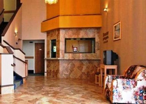 фото отеля Rodeway Inn & Suites Lake Havasu City