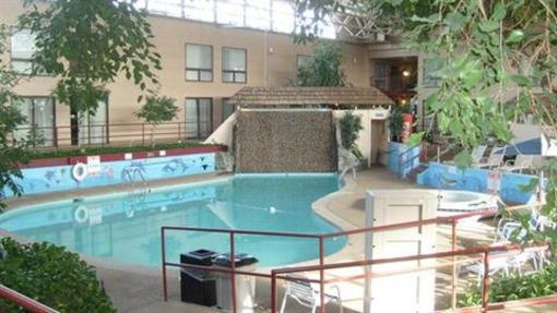 фото отеля GuestHouse International Inn - Grand Forks