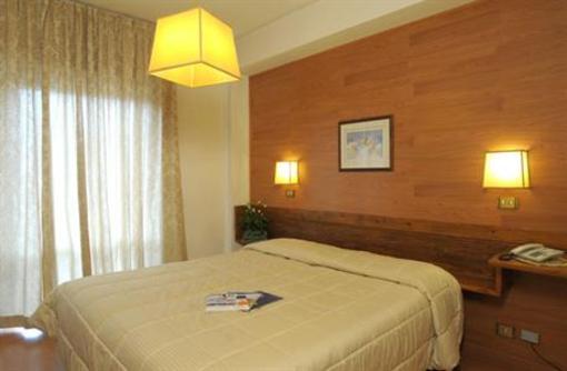 фото отеля Hotel Corona Zoldo Alto