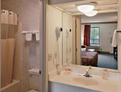 фото отеля Days Inn Hendersonville
