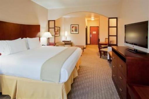 фото отеля Holiday Inn Express Hotel & Suites Mineral Wells