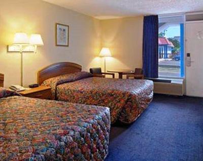 фото отеля Travelodge Bay Beach