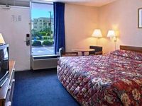 Travelodge Bay Beach