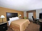 фото отеля Quality Inn and Suites Airpark East
