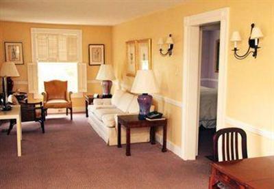 фото отеля The Briars Bed & Breakfast