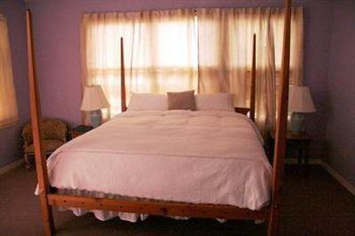 фото отеля The Briars Bed & Breakfast