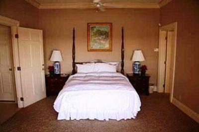 фото отеля The Briars Bed & Breakfast