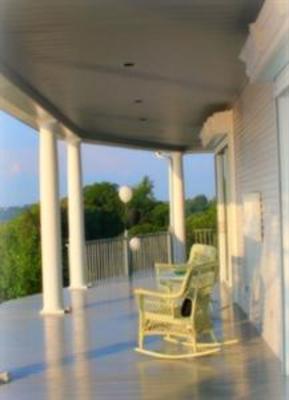 фото отеля The Briars Bed & Breakfast
