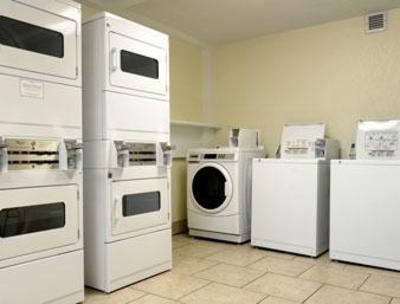 фото отеля Baymont Inn & Suites - Riverside Drive