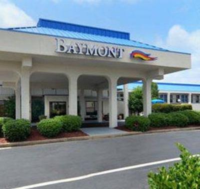 фото отеля Baymont Inn & Suites - Riverside Drive