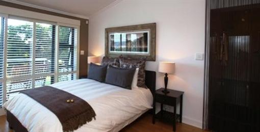 фото отеля Cambalala Guest House Knysna