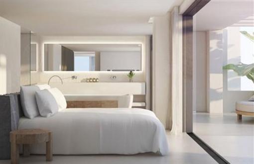 фото отеля Destino Pacha Ibiza Resort
