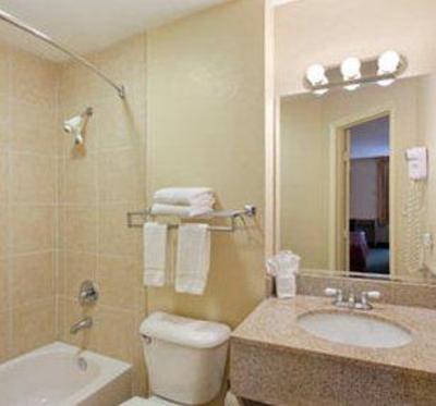 фото отеля Travelodge Ft. Myers