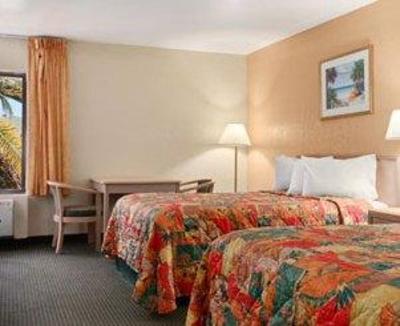 фото отеля Travelodge Ft. Myers