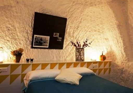 фото отеля Alojamientos Casas Cueva de Valtierra