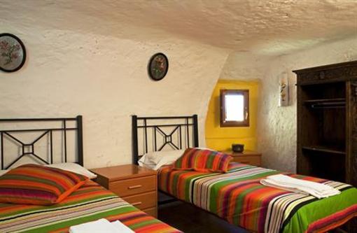 фото отеля Alojamientos Casas Cueva de Valtierra