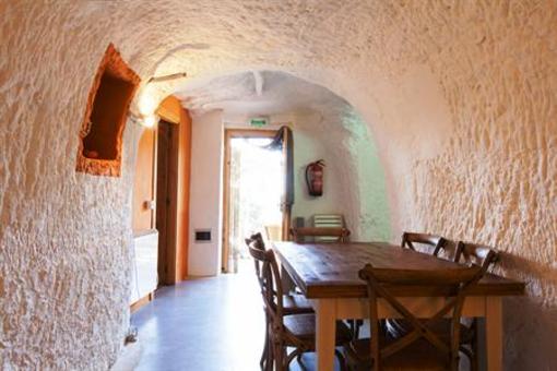 фото отеля Alojamientos Casas Cueva de Valtierra