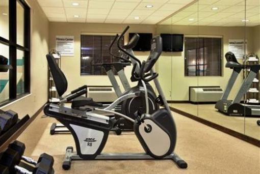 фото отеля Holiday Inn Express Hotel & Suites Picayune