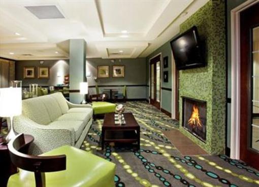 фото отеля Holiday Inn Express Hotel & Suites Picayune