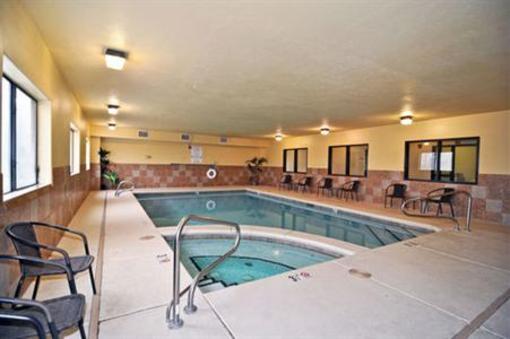 фото отеля BEST WESTERN Eagleridge Inn & Suites