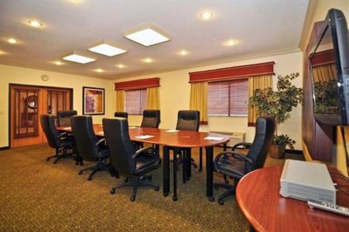 фото отеля BEST WESTERN Eagleridge Inn & Suites