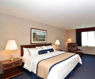 фото отеля BEST WESTERN Plus Midway Hotel & Suites-Brookfield