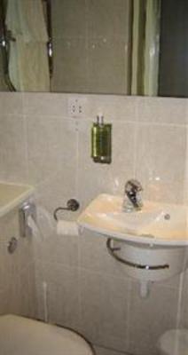 фото отеля Glenora Guest House Edinburgh